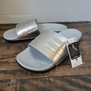 Adidas adilette comfort silver metallic women's slides sandals size 9
